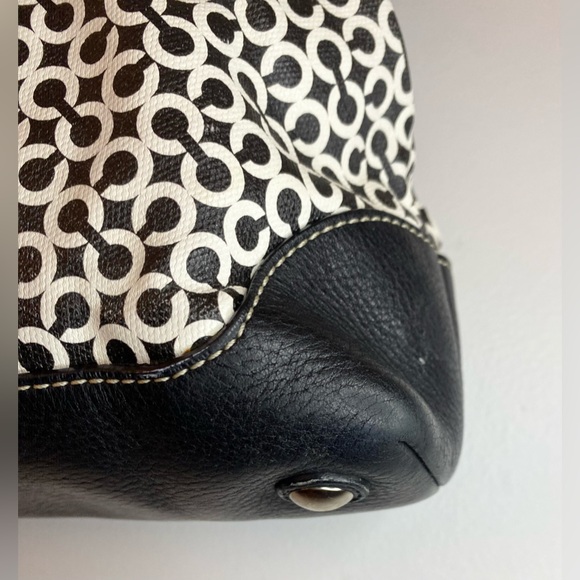 Coach Penelope Op Art Signature Leather Shoulder Handbag in black and white - Picture 5 of 12